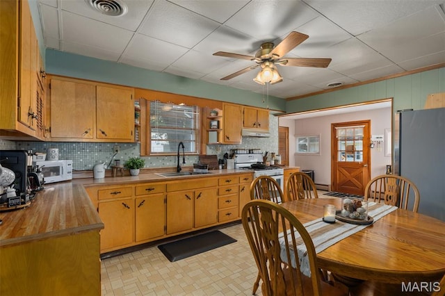 530 N Maple St, Staunton, IL 62088 - photo 22