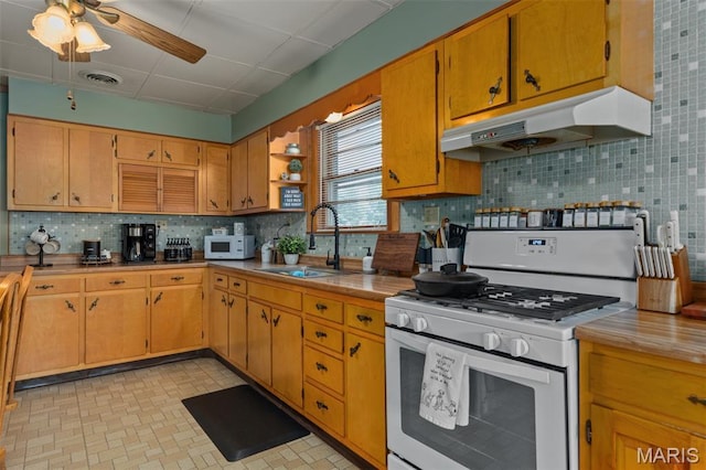 530 N Maple St, Staunton, IL 62088 - photo 24
