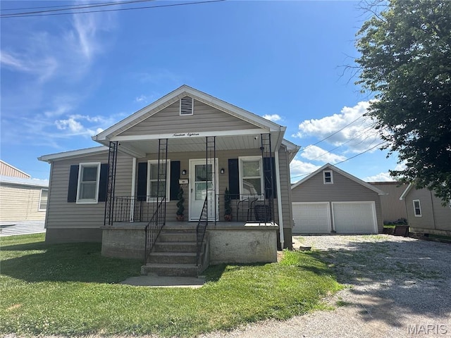 1918 Stephens St, Hannibal, MO 63401 - photo 1
