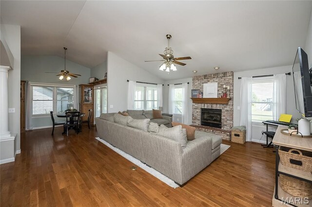 359 Villa Duschene Dr, Warrenton, MO 63383