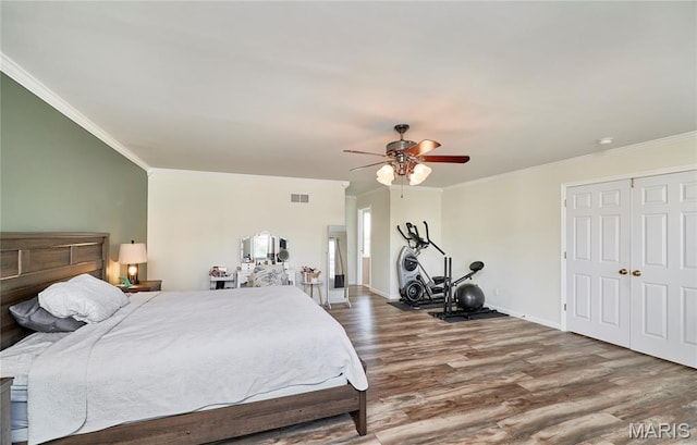 20 Airfield Crossing Court, Lake St Louis, MO 63367 - bedroom featuring wood finished floors, crown molding, and a ceiling fan
