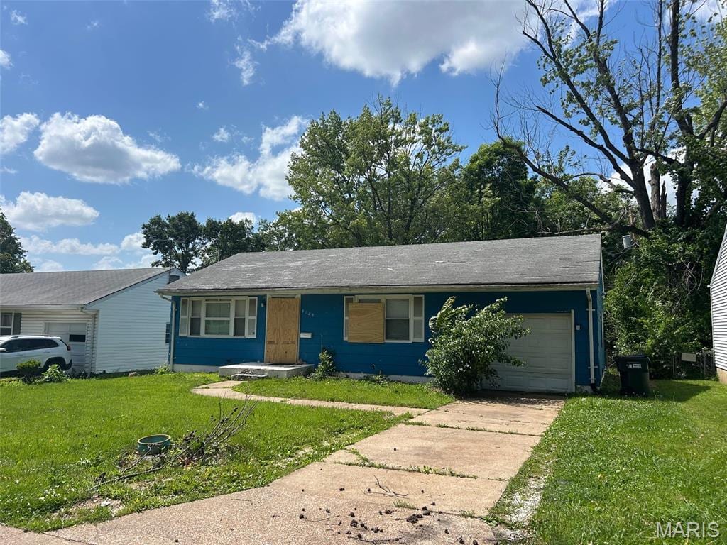 9125 Darnell Pl, Jennings, MO 63136 - photo 1