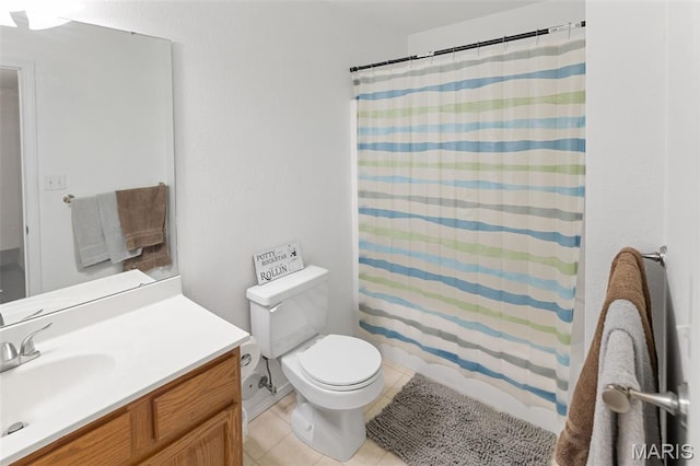 922 Benjamin Dr, Ofallon, IL 62269 - full bath featuring vanity, tile patterned floors, and curtained shower