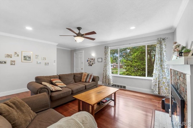 7860 Ahern Ave, University City, MO 63130