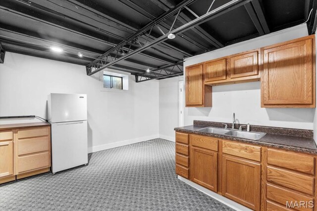 7860 Ahern Ave, University City, MO 63130