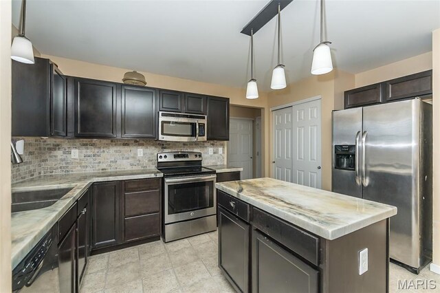 130 Riverdale Woods Cir, Ofallon, MO 63366 - photo 12