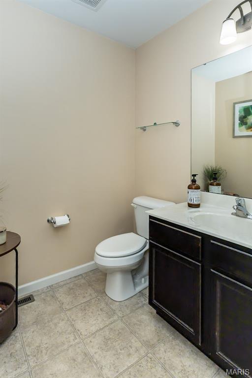 130 Riverdale Woods Cir, Ofallon, MO 63366 - photo 13
