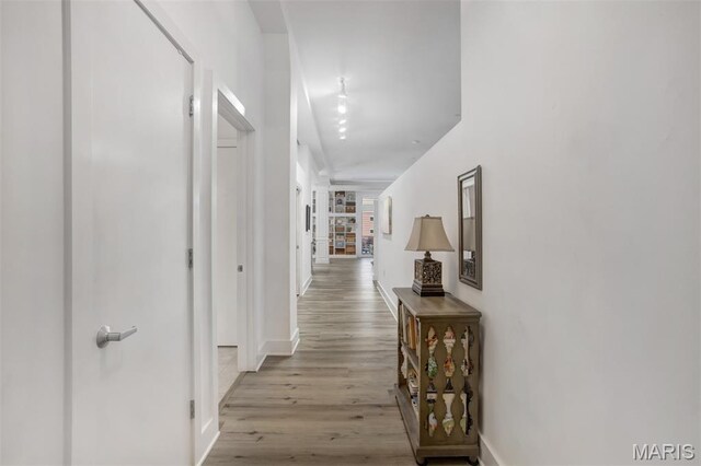 630 Emerson Rd Unit 203, Creve Coeur, MO 63141