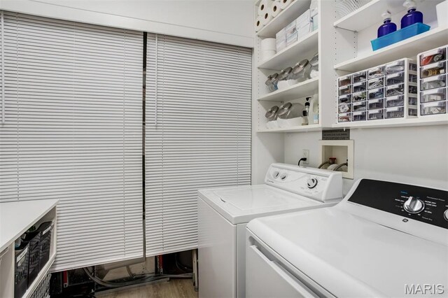 630 Emerson Rd Unit 203, Creve Coeur, MO 63141