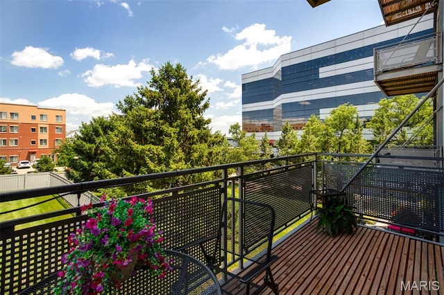 630 Emerson Rd Unit 203, Creve Coeur, MO 63141