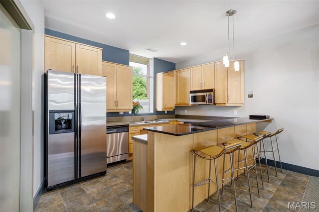 630 Emerson Rd Unit 203, Creve Coeur, MO 63141