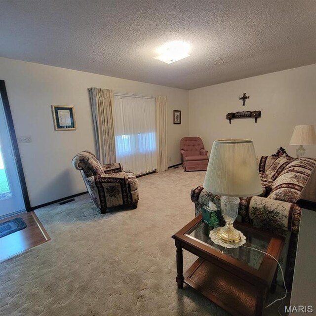 304 Hillcrest Dr, Saint Genevieve, MO 63670