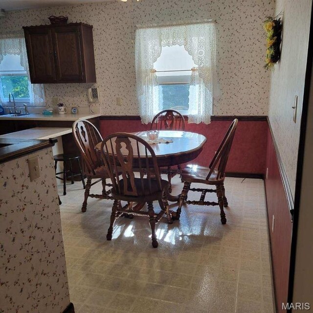 304 Hillcrest Dr, Saint Genevieve, MO 63670