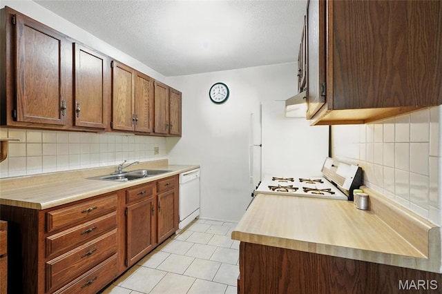 11177 Whispering Oaks Dr, Saint Louis, MO 63136 - photo 6
