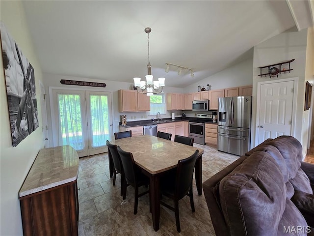 1030 Sleepy Hollow Dr, Troy, MO 63379
