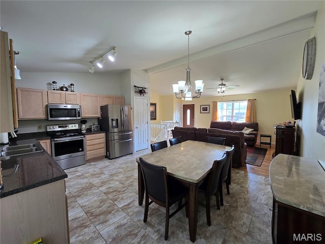 1030 Sleepy Hollow Dr, Troy, MO 63379