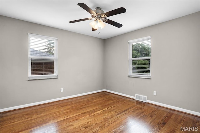 11380 Manchester Rd, Kirkwood, MO 63122 - empty room featuring wood finished floors and ceiling fan