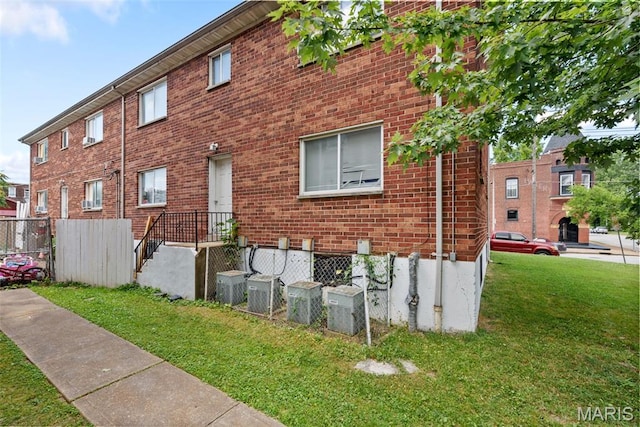 323 Mott St, Saint Louis, MO 63111 - photo 8