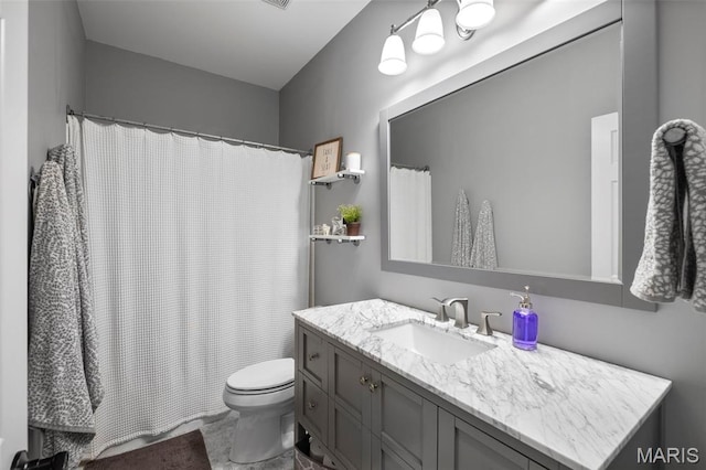 17108 Windsor Crest Blvd, Wildwood, MO 63038 - full bathroom featuring vanity and curtained shower