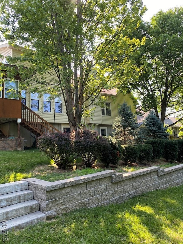 12020 Jacobson Ct, Saint Louis, MO 63044 - view of home's exterior with stairs