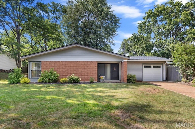 701 Chevron Dr, Mehlville, MO 63125 - photo 1