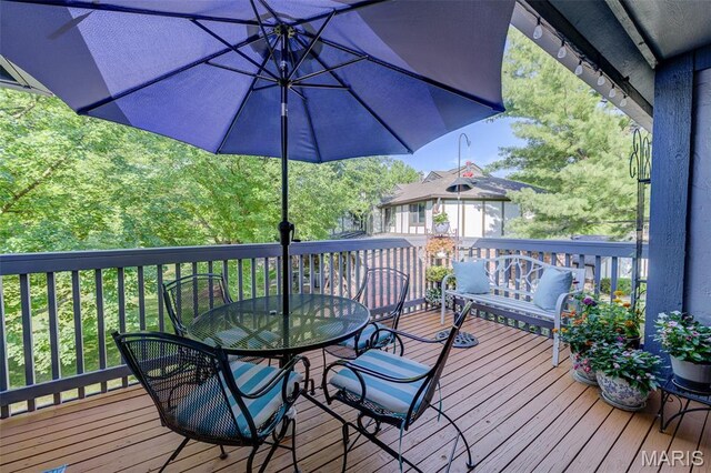 2366 Seven Pines Dr Unit 8, Saint Louis, MO 63146 - photo 2