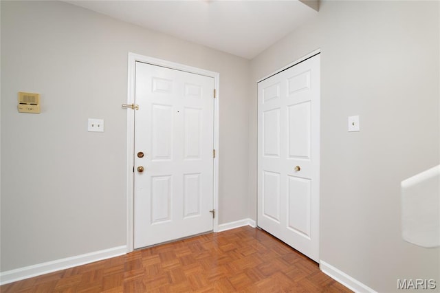 1632 Lake Knoll Dr Unit 1P, Lake St Louis, MO 63367 - entrance foyer with baseboards
