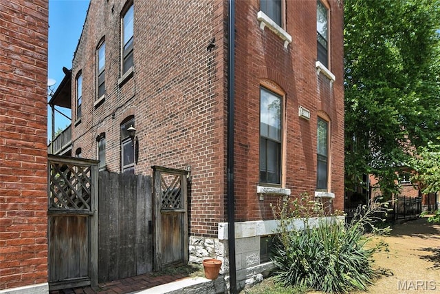 2209 Menard St, Saint Louis, MO 63104 - photo 2