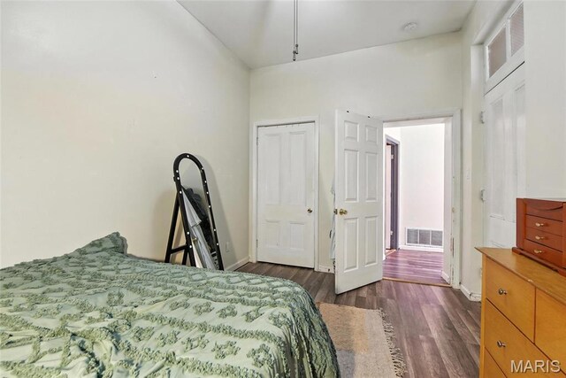 2209 Menard St, Saint Louis, MO 63104 - photo 13
