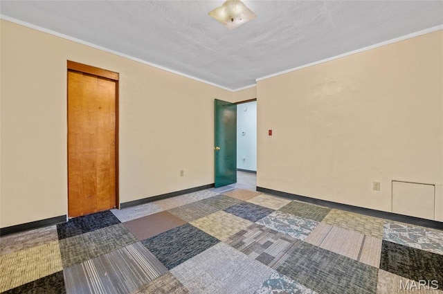 2 Willow Dr, Fairview Heights, IL 62208 - unfurnished room featuring crown molding and baseboards