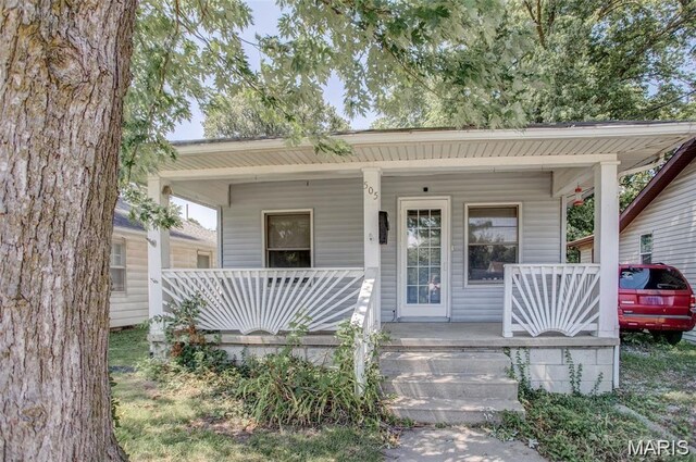 505 Stowell Ave, Alton, IL 62002 - photo 1