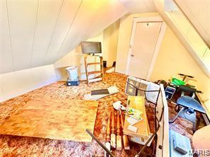 805 N Carleton, Farmington, MO 63640 - bonus room featuring vaulted ceiling and carpet floors