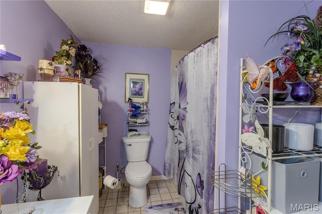 106 Red Bud Cir, Saint Robert, MO 65584 - full bath with a textured ceiling, vanity, and a shower with shower curtain