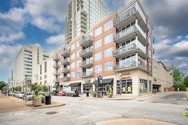 9 N Euclid Ave Unit 509, Saint Louis, MO 63108 - view of building exterior