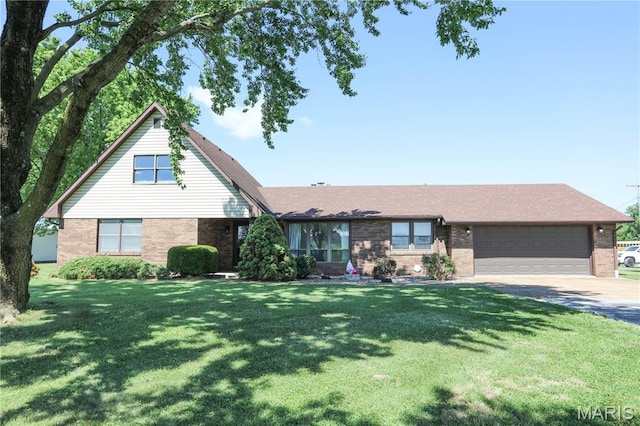 2613 Mockingbird Ln, Granite City, IL 62040 - photo 1