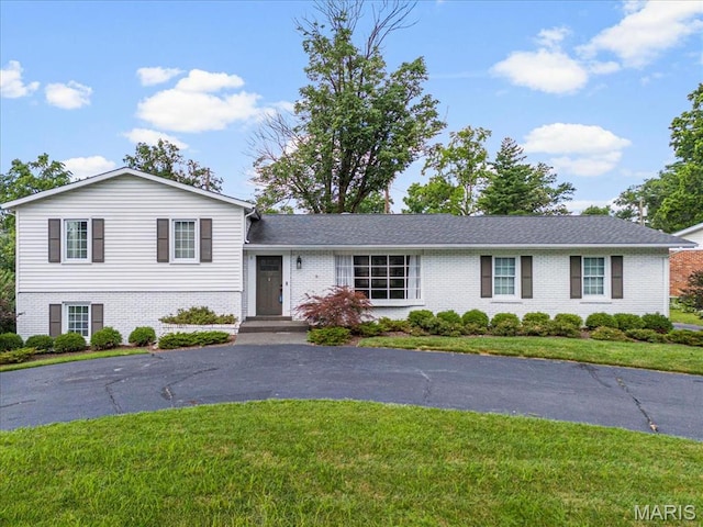 11944 Randy Dr, Creve Coeur, MO 63141 - photo 1