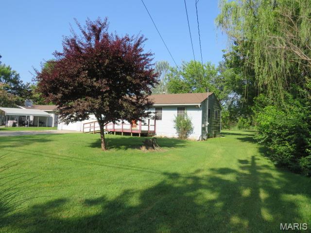 5129 Rapp Rd, Granite City, IL 62040 - view of grassy yard