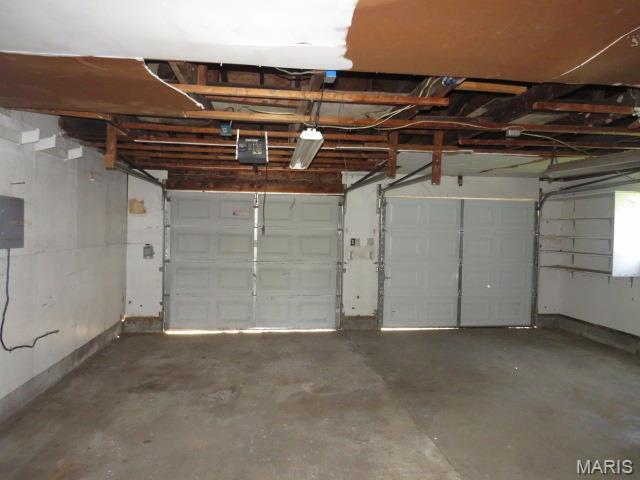 5129 Rapp Rd, Granite City, IL 62040 - garage with a garage door opener
