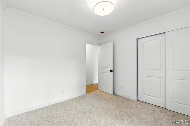 15282 Springrun Dr, Chesterfield, MO 63017 - unfurnished bedroom featuring carpet flooring, ornamental molding, and a closet