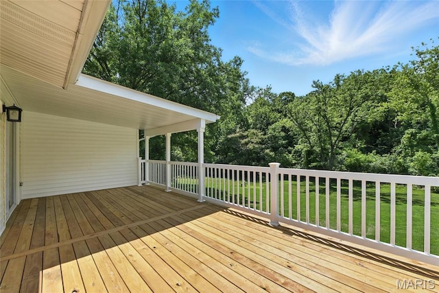 15282 Springrun Dr, Chesterfield, MO 63017 - wooden terrace with a lawn