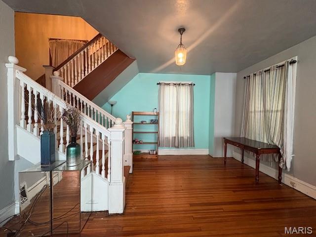 3710 Pine Grove Ave, Normandy, MO 63121 - photo 2