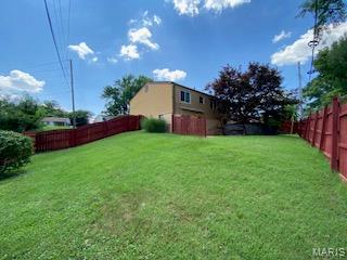 1709 Leafcrest Dr, Hazelwood, MO 63042