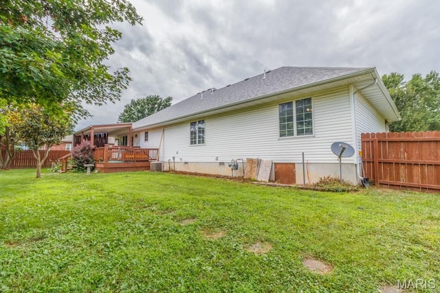 1124 Carpentry Cir, Lebanon, MO 65536 - back of house featuring a deck, roof with shingles, and crawl space
