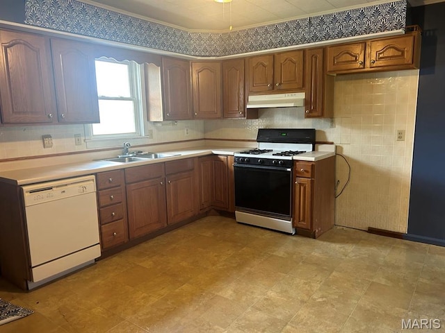 313 S Walnut St, Bernie, MO 63822 - photo 5