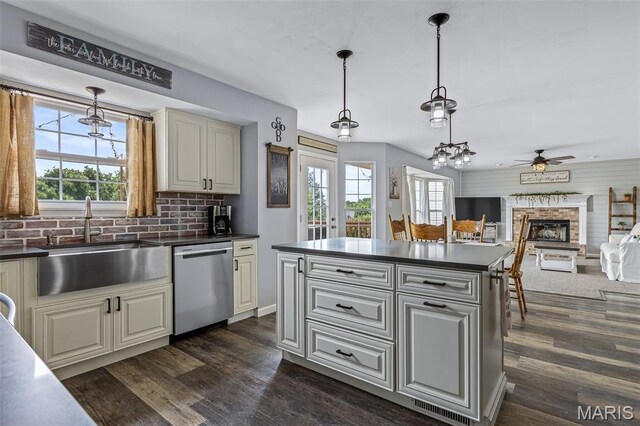 1519 Ivy Chase Ln, Fenton, MO 63026