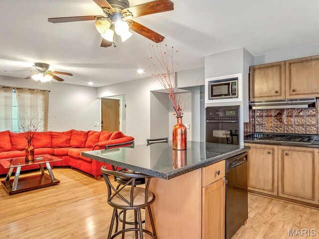 2810 Devonshire Dr, Florissant, MO 63033