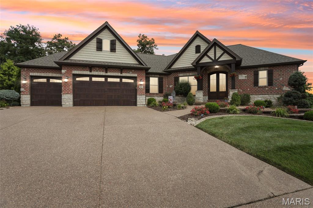 424 Cottage Grove Dr, Wentzville, MO 63385 - photo 1