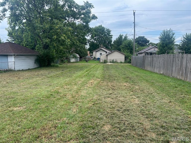 2531 E 25th St, Granite City, IL 62040 - photo 2