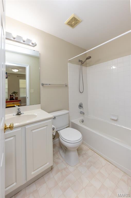 602 Whispering Willows Ct, Ballwin, MO 63021 - full bath with shower / tub combination and vanity