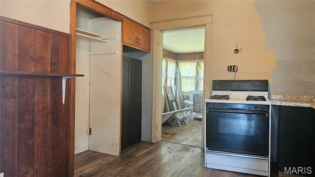 830 N 83rd St E, St Louis, IL 62203 - photo 9
